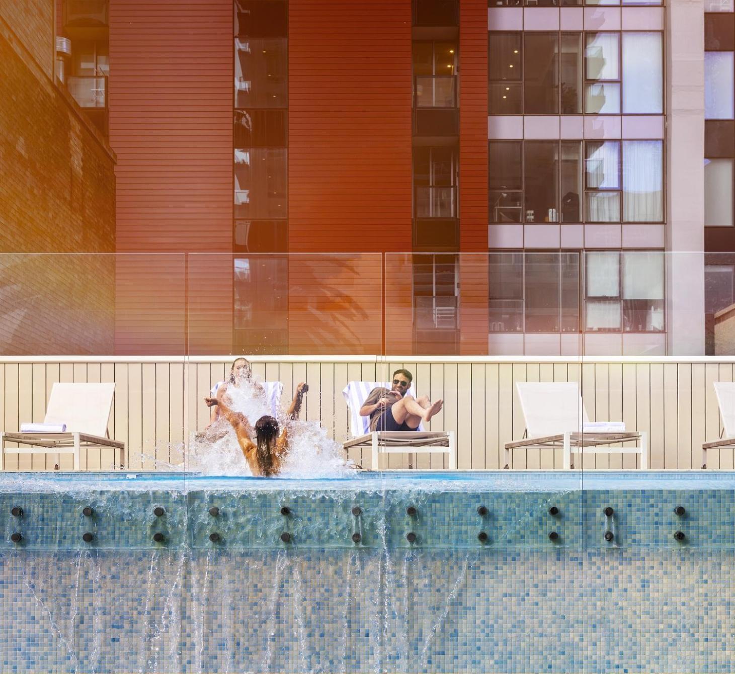 מלון Kimpton Margot Sydney By Ihg מראה חיצוני תמונה The pool at the hotel